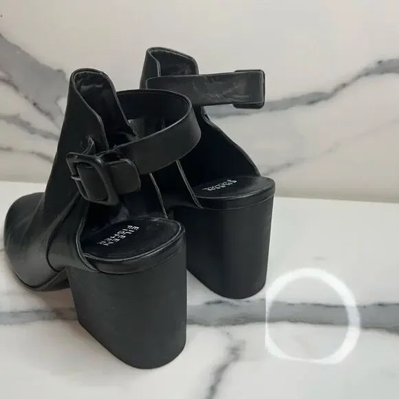 Eileen Fisher Women's Classic Minimalist Black Leather Stacked Heel Boots Sz 7 - Picture 5 of 8